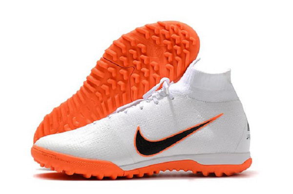 Phân biệt giày đá bóng Nike chính hãng